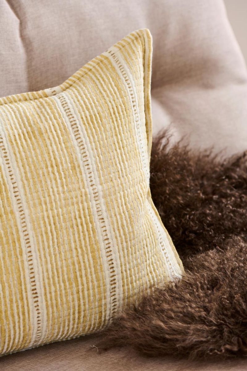 Putetrekk 40x60 - Offwhite med sennepsfargede striper